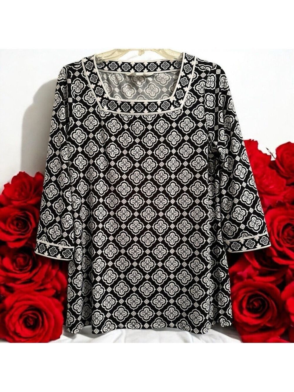 Magnolia Grace Chic Moroccan Print Tunic Top Womens M Square Neck Black & White